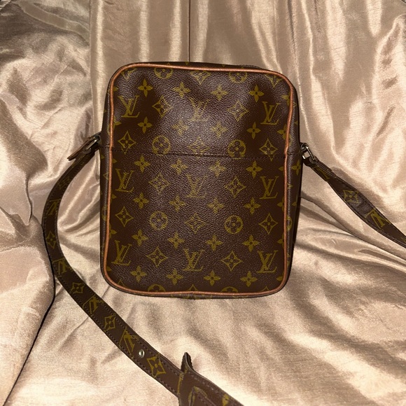 ❌SOLD❌Louis Vuitton Vintage Marceau Bag - Picture 5 of 11